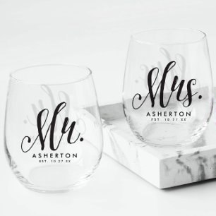 Mr. and Mrs. script newlywed personalised black Stemless Wine Glass