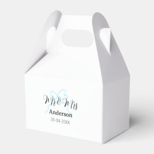 Mr & Mrs add family name date year wedding bow Favour Box