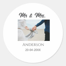 Mr & Mrs add family name date year wedding favour 