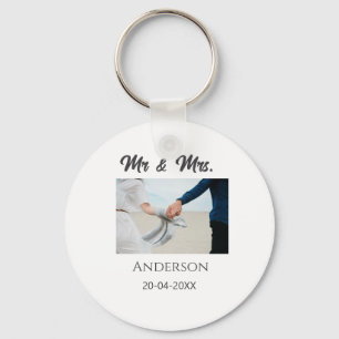 Mr & Mrs add family name date year wedding favour Key Ring