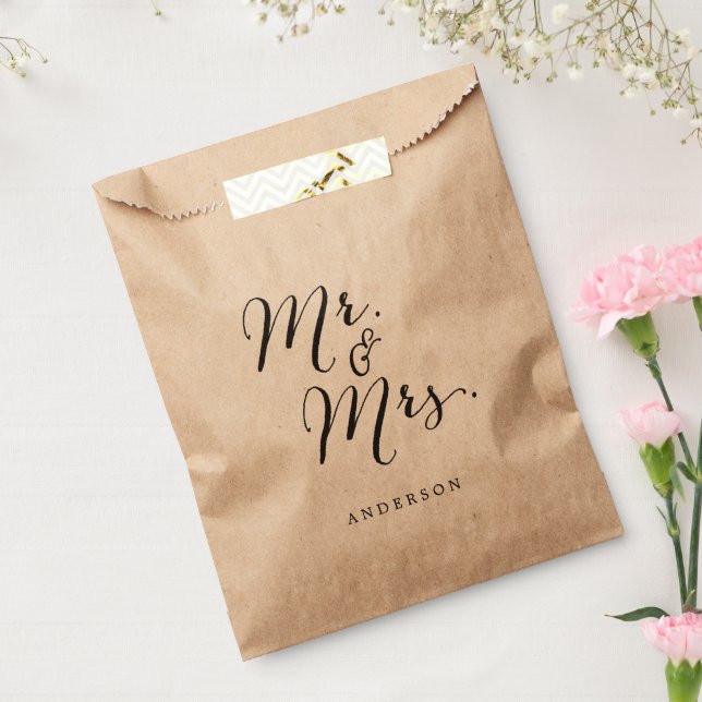 Mr & Mrs Classic Script Calligraphy Name Wedding Favour Bags (Sealed)