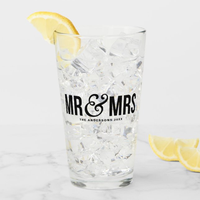 Mr. & Mrs. Personalised Wedding Favour Glass (Front Ice)