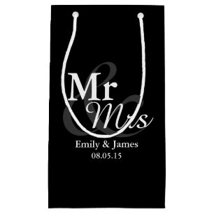 Mr&Mrs Simple Elegant Typography Wedding Small Gift Bag