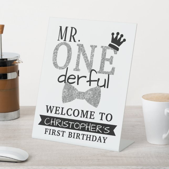 Mr. ONEderful 1st Birthday Welcome Pedestal Sign (In SItu)