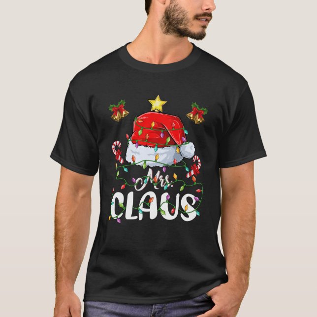 Mrs And Mr Santa Hat Christmas Couples Funny Famil T-Shirt (Front)