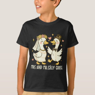 Mrs and mr silly goose wedding party funny  T-Shirt