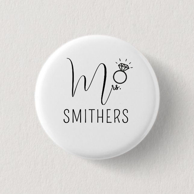 Mrs Modern Black Script Wedding Newlywed Monogram 3 Cm Round Badge (Front)