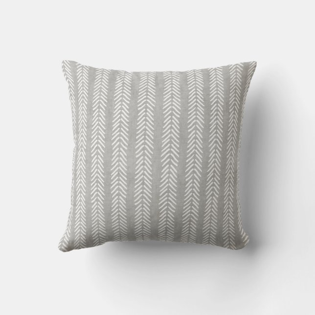 https://rlv.zcache.co.uk/mud_cloth_arrows_grey_and_white_cushion-r5c71d7ed760046d694745d73115d3eae_4gu9y_8byvr_644.jpg