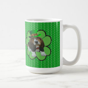 Mug Baby Basset Hound Happy St. Patrick's Clover