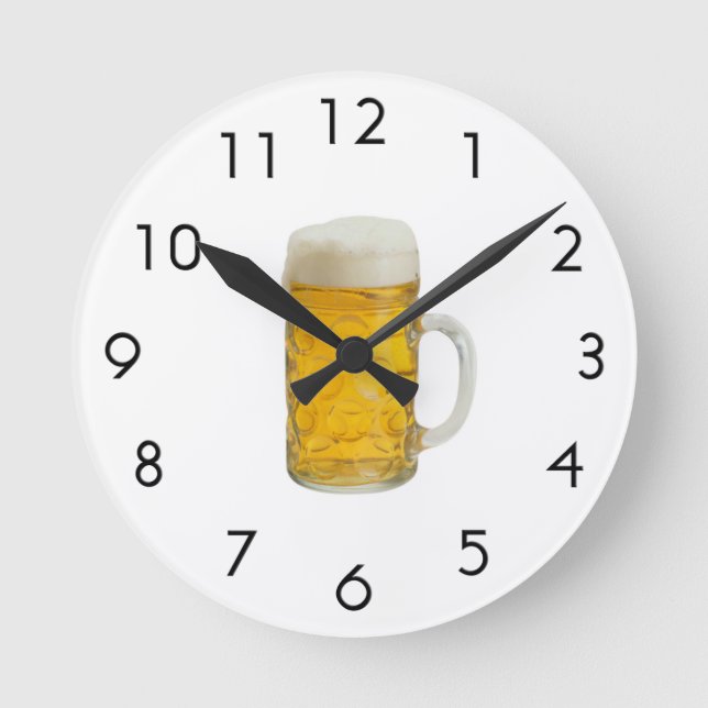 Mug of Beer Round Clock (Front)