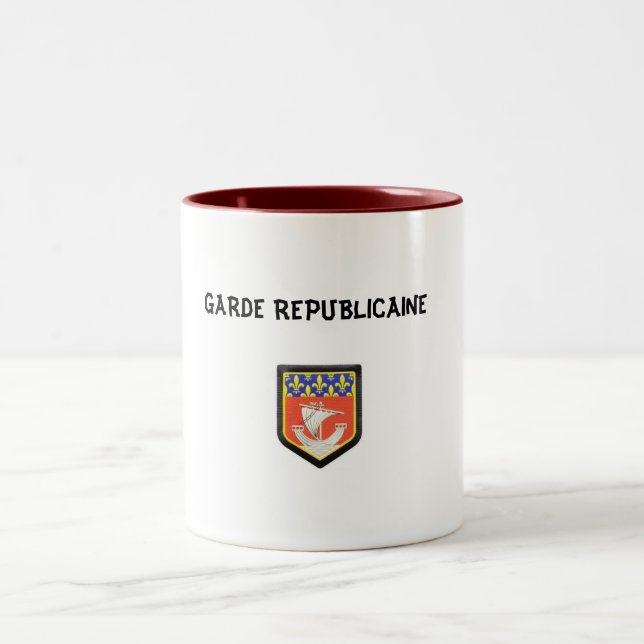 MUG REPUBLICAN GUARD (Center)