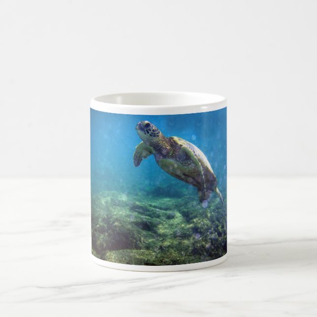 mug with sea turtle design (Center)