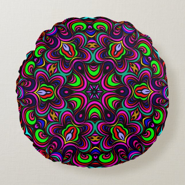Multi coloured mandala pattern Round Pillow (Front)