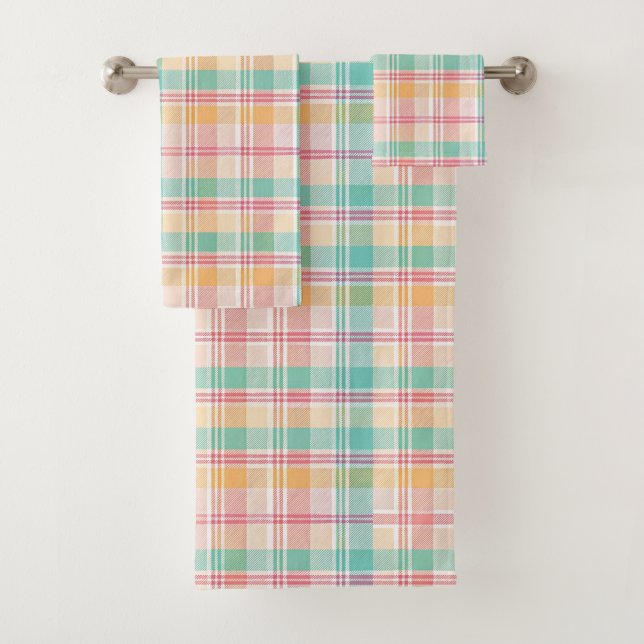 Multicolor Chequered Plaid Bath Towel Set (Insitu)