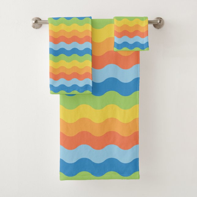 Multicolored Waves Pattern Bath Towel Set (Insitu)