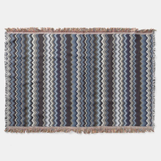 Multicoloured Wavy Pattern Throw Blanket (Front)