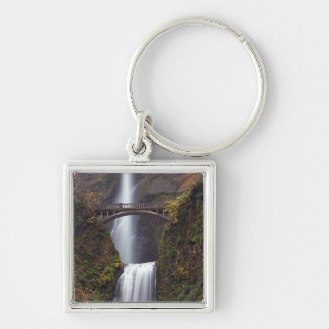 Multnomah Falls in late Autumn Key Ring (Front)