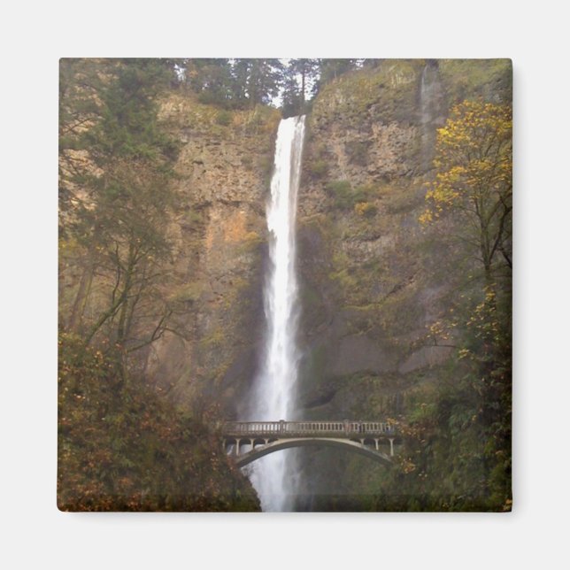 Multnomah Falls, OR Magnet (Front)