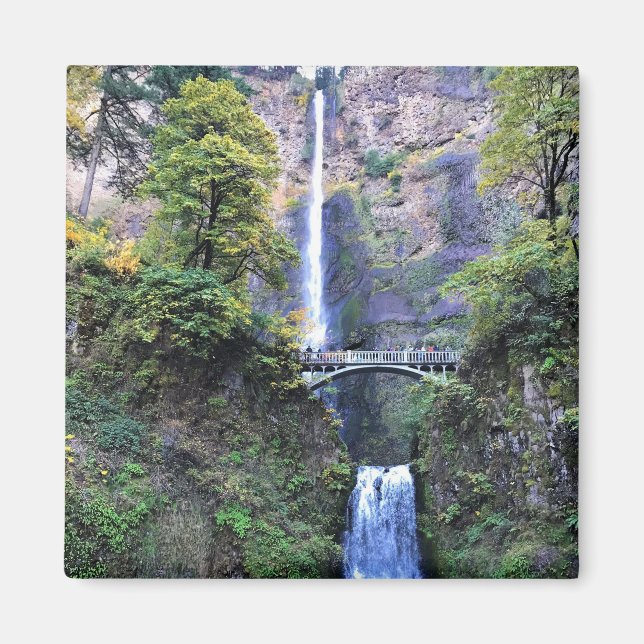 Multnomah Falls, Oregon Magnet (Front)