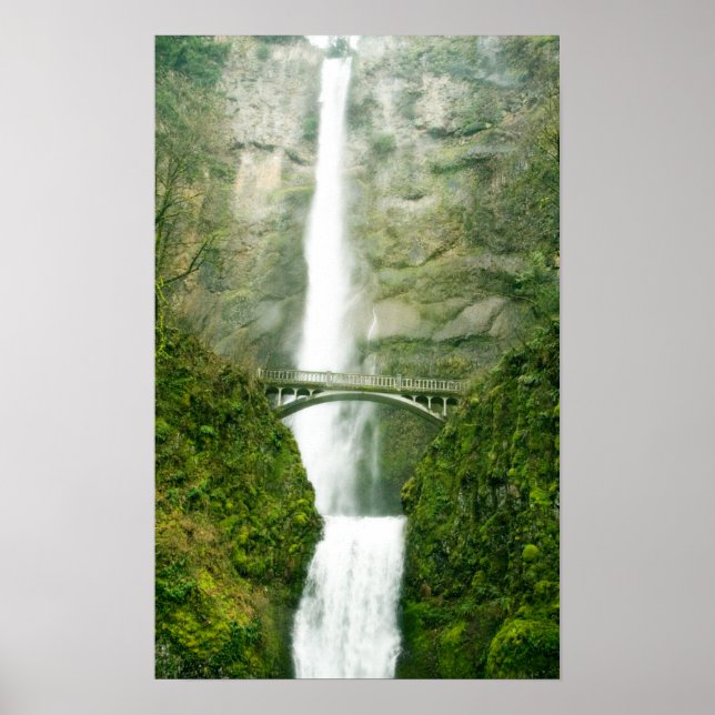 Multnomah Falls Oregon Poster (Front)