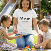 Mum Est Saying Black Whimsical Font
