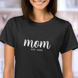 Mum Established New Mum Gift T-Shirt