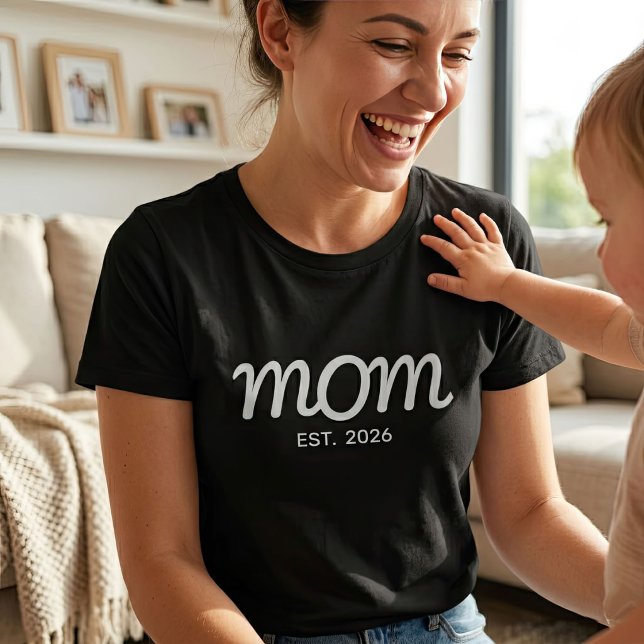 Mum Established New Mum Gift T-Shirt (Creator Uploaded)