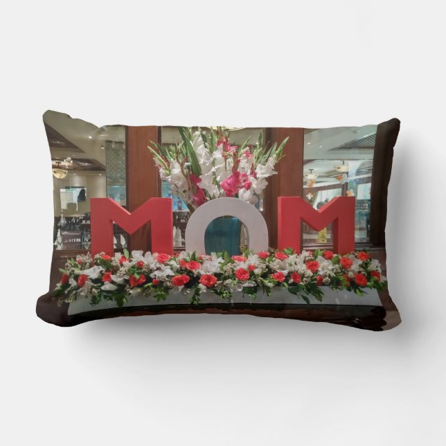 "Mum, I Love You" – A Heartfelt Floral Tribute Lumbar Cushion (Front)
