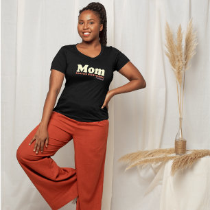 Mum Knows Everything Probably Funny Mum Gift T-Shirt