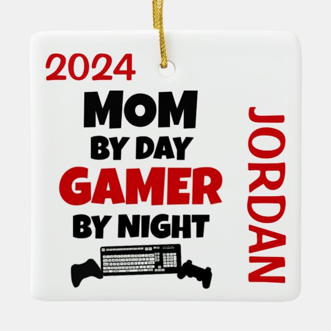 Mum Loves Playing Video Games Ceramic Ornament (Front)
