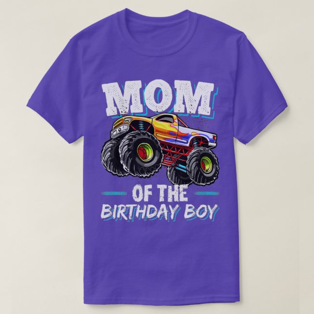 Mum of the birthday boy (62)  T-Shirt (Design Front)