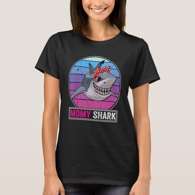 Mum Shark Ocean Animal Family Mum Mother's Day T-Shirt (Front)