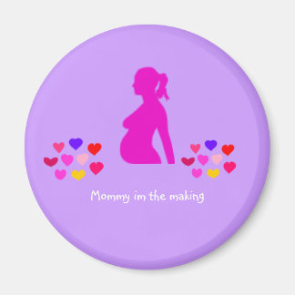 Mummy in the making magnet
