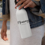 Mummy | Modern Mum Kids Names Mother's Day 532 Ml Water Bottle<br><div class="desc">Simply,  stylish "Mummy" custom design in modern minimalist typography which can easily be personalised with kids names or your own special message. The perfect unique gift for a new mum,  mother's day,  mum's birthday or just because!</div>