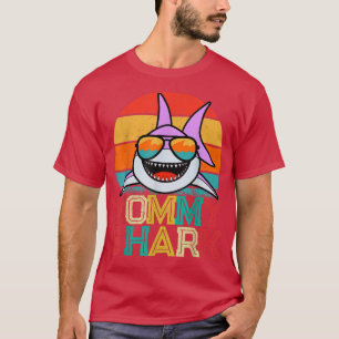 Mummy Shark For Moms & Grandmas Gifts For Mothers  T-Shirt