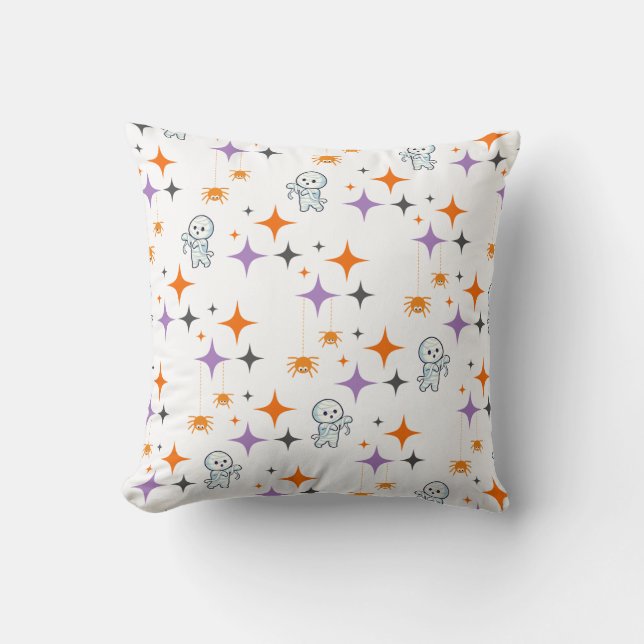 Mummy throw pillow (Front)