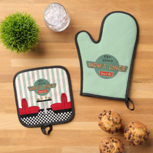 Mum's Retro Diner Oven Mitt & Pot Holder Set
