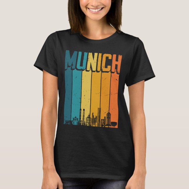 Munich Skyline Retro Vintage Souvenir Munich T-Shirt (Front)