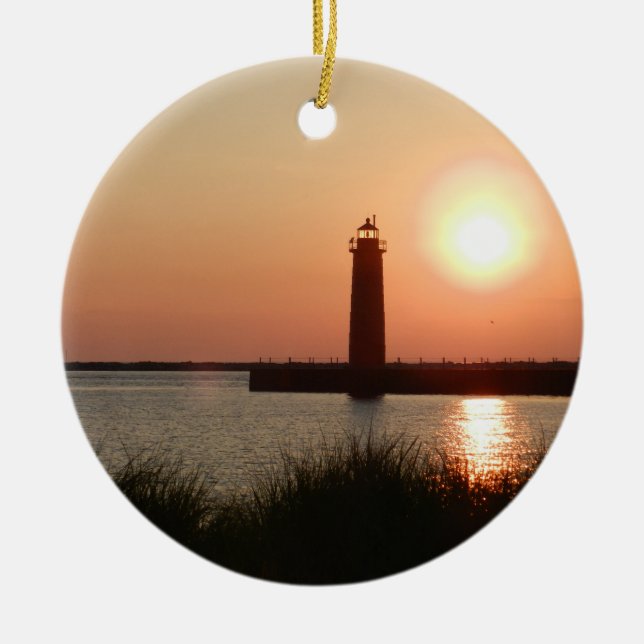Muskegon Channel Lighthouse Ceramic Tree Decoration (Front)