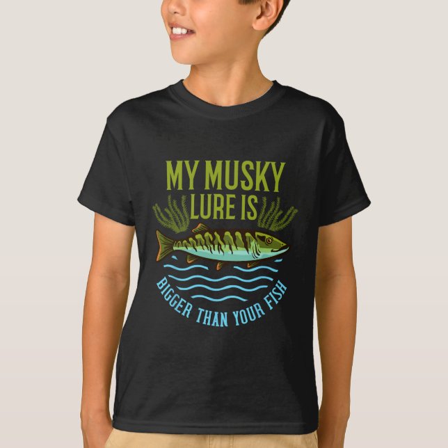 Musky Fishing Gift Muskie Lure Muskellunge  T-Shirt (Front)