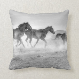 Mustang Run Cushion