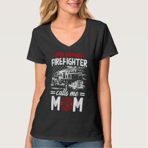 My Favourite Firefighter Calls Me Mum Fire Truck M T-Shirt