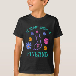 My Heart Lives In Finland Retro Groovy Travel And T-Shirt