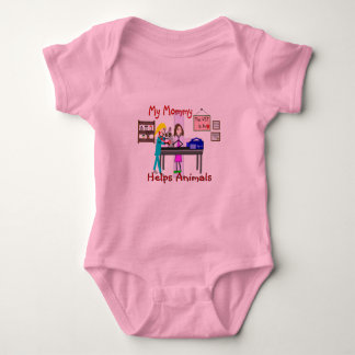 My Mummy Helps Animals--Veterinary Kids Gifts Baby Bodysuit