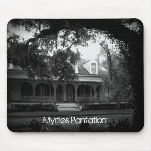 Myrtles Plantation in black and white Mouse Mat