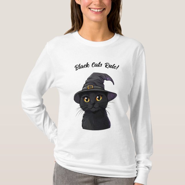 mysterious Halloween scene T-Shirt (Front)