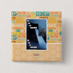 Na na na nooom 15 cm square badge