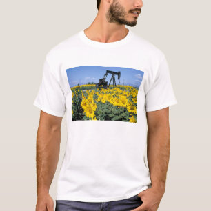 Na, USA, Colorado, Sunflowers, Oil Derrick T-Shirt