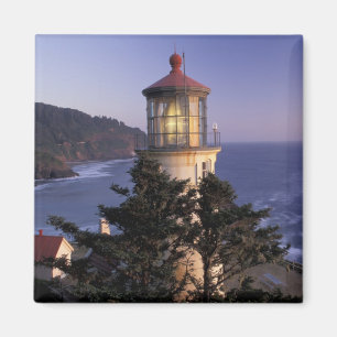 NA, USA, Oregon, Heceta Head Lighthouse, Magnet