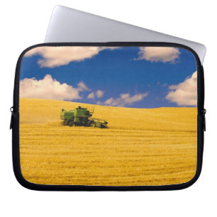 NA, USA, Washington State, Palouse Region, Laptop Sleeve